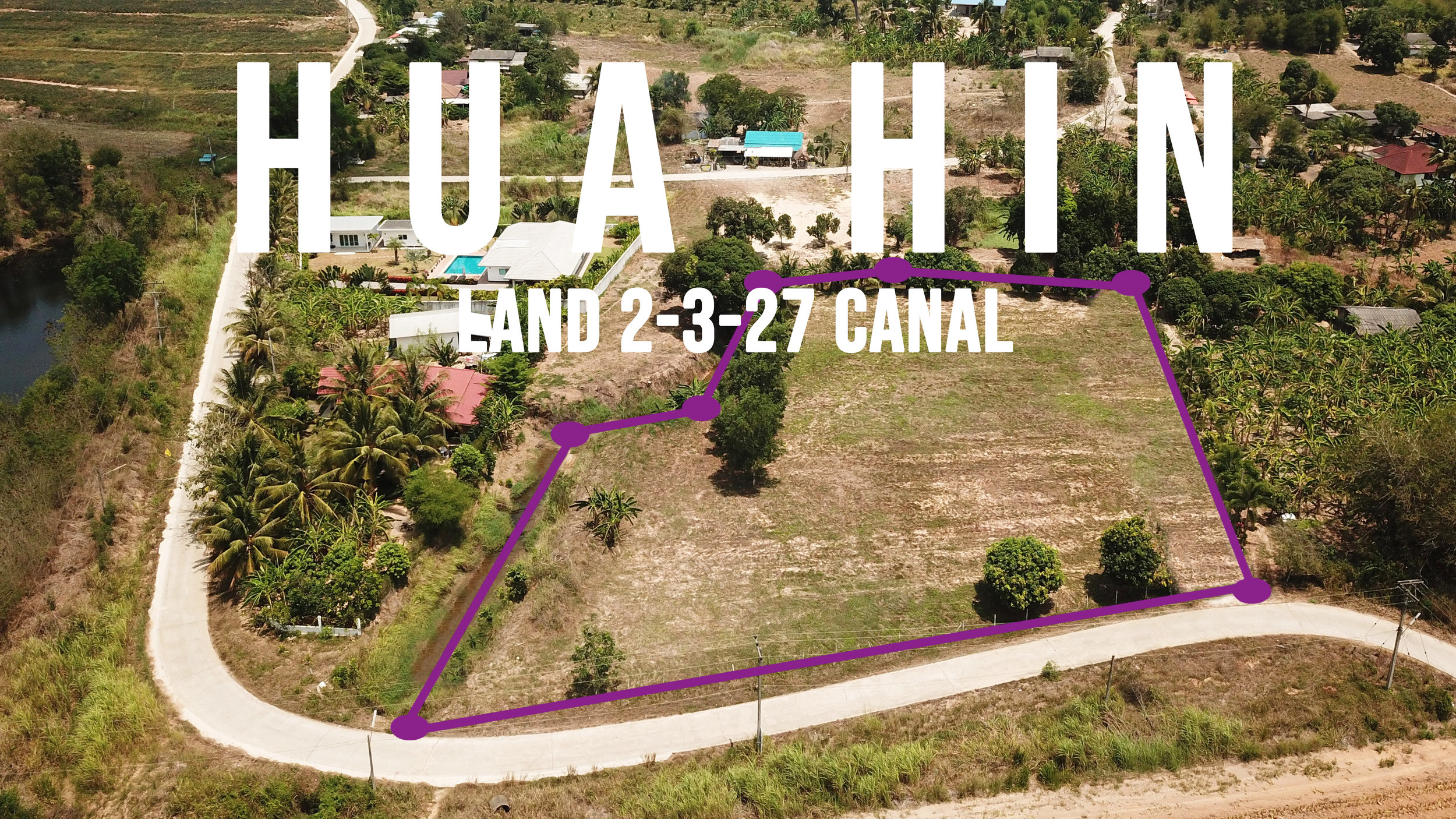 Terrain &agrave; vendre de 4805 m&sup2; &agrave; Hua hin entour&eacute; d'un petit ruisseau en Tha&iuml;lande